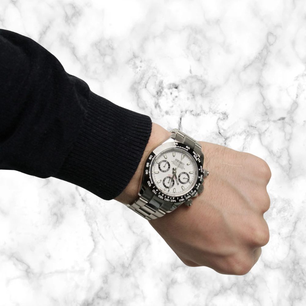 Seitona Panda – Bold. Sporty. Iconic.